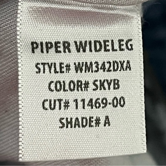 Hudson 28x25 Piper Wide Leg Jean Sky Blossom 0186 light wash low rise - Picture 10 of 12